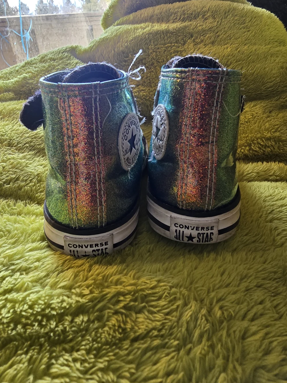 Converse eye catching